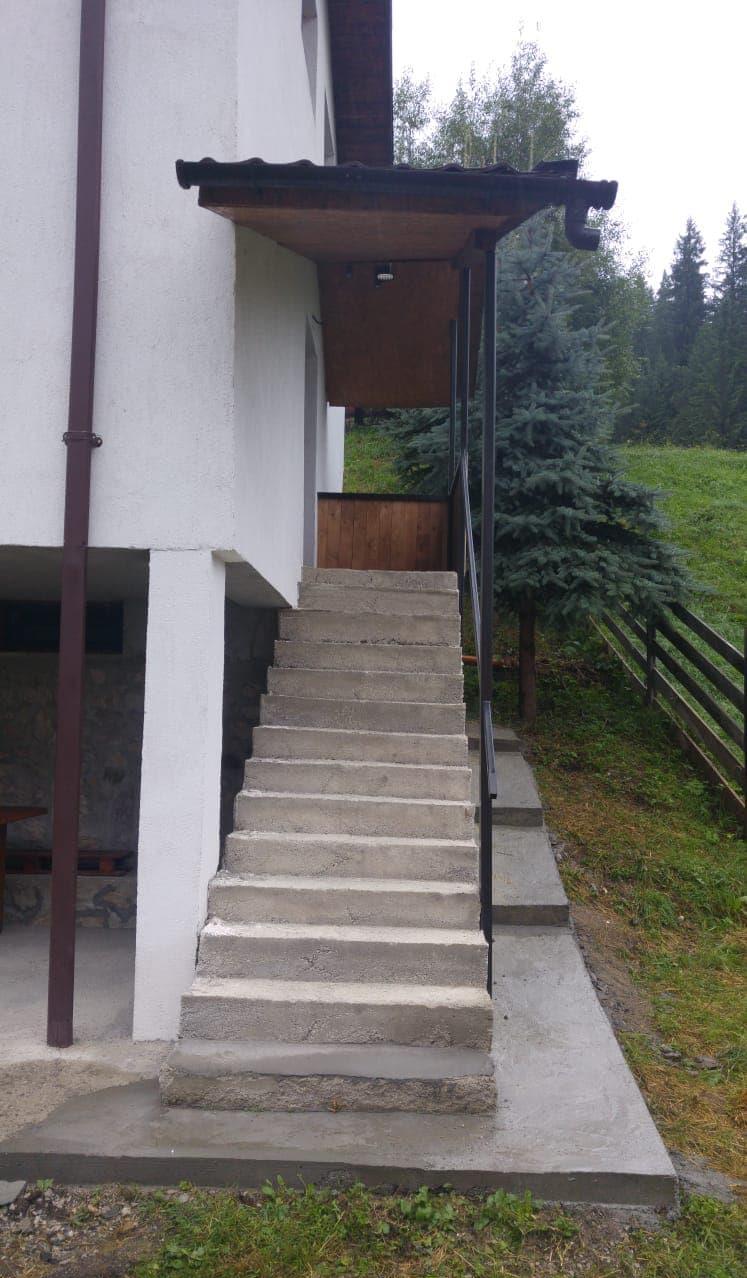 Vand casa in comuna muzeu Ciocanesti, Suceava/ sau schimb cu apartament Bucuresti sau teren zone lim