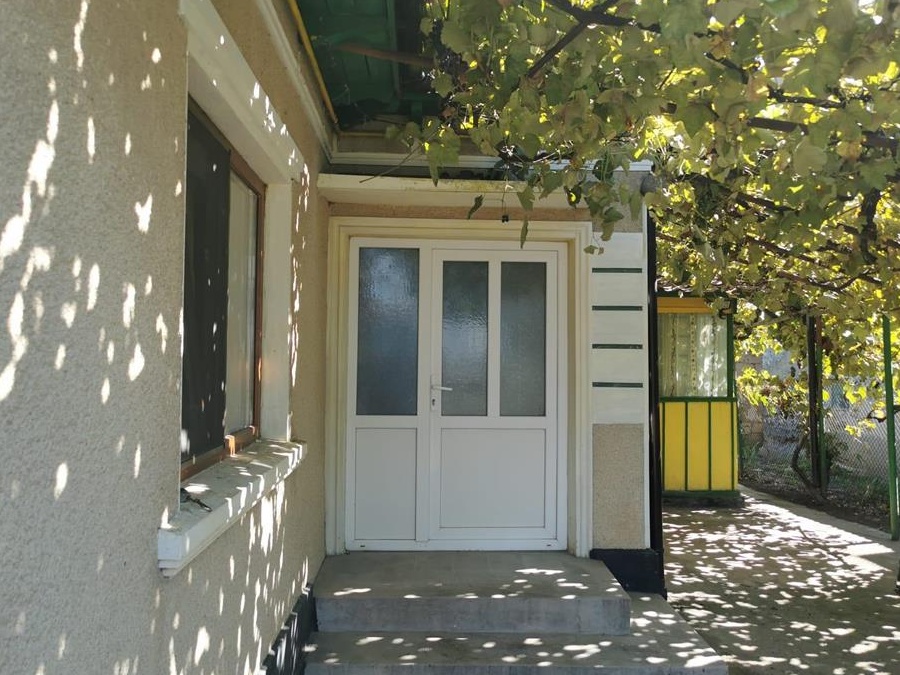 Vând casa, în loc. Lumina