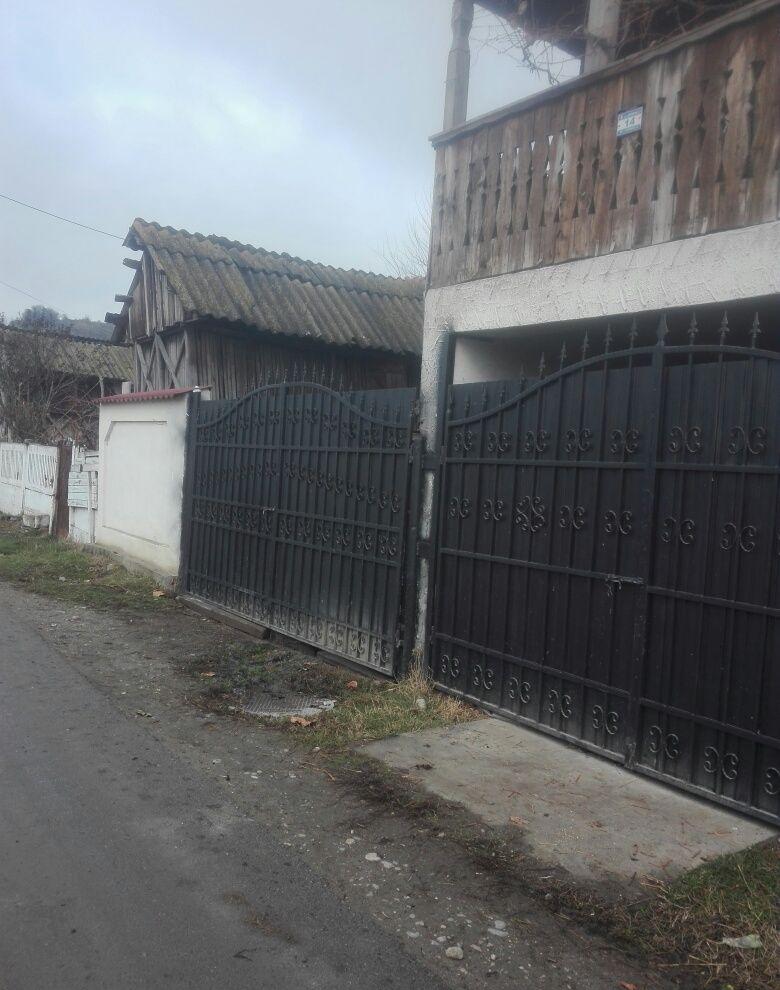 Vând casă în Orașul Băbeni