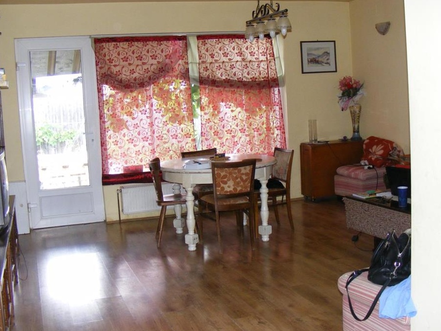 Vand Casa in Sanmihaiu Roman 210 mp locuibili
