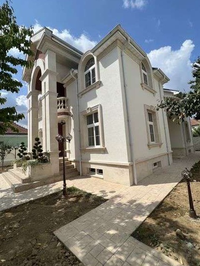 Vand casa in Titulescu