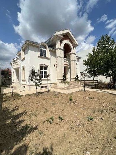 Vand casa in Titulescu