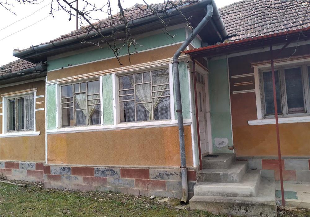 VAND CASA IN TRANIS com.NAPRADEA jud. SALAJ