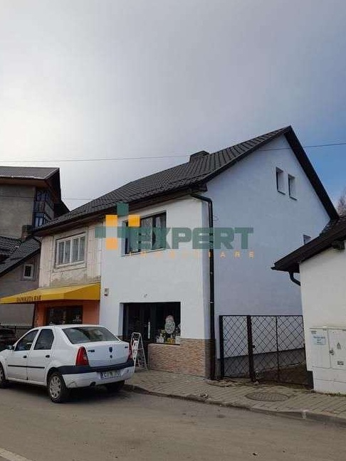 Vand casa in Vatra Dornei central