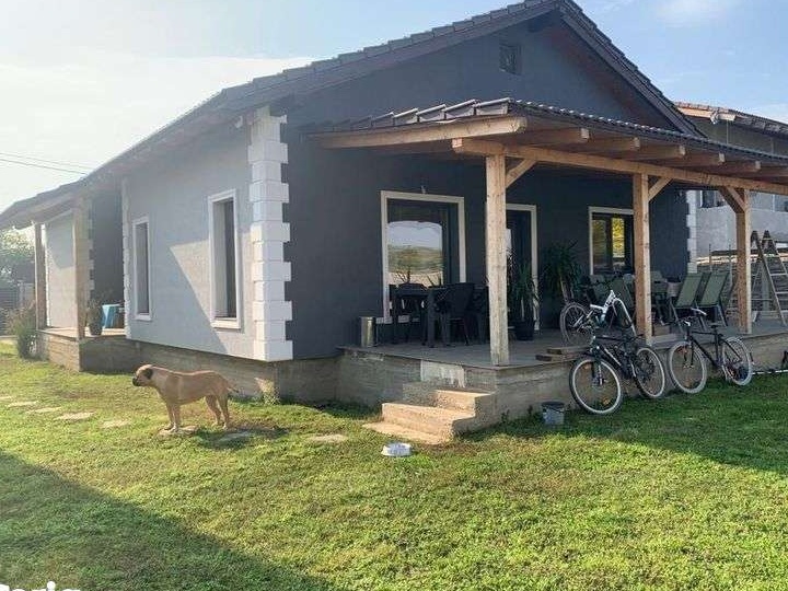 Vând casa individuală parter Ghiroda