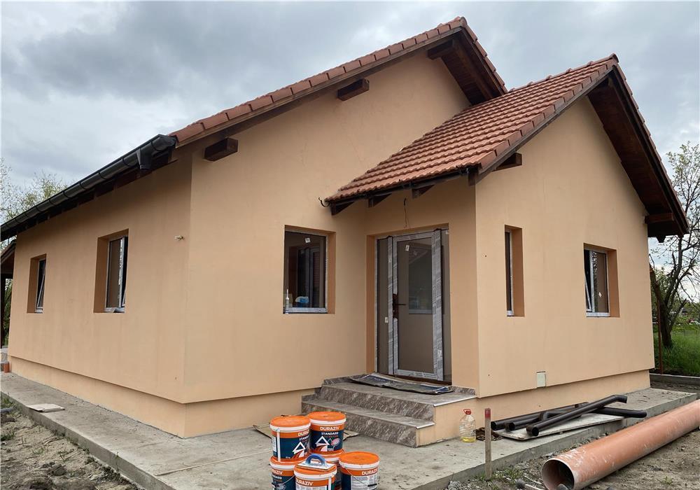 Vand casa individuala Utvin