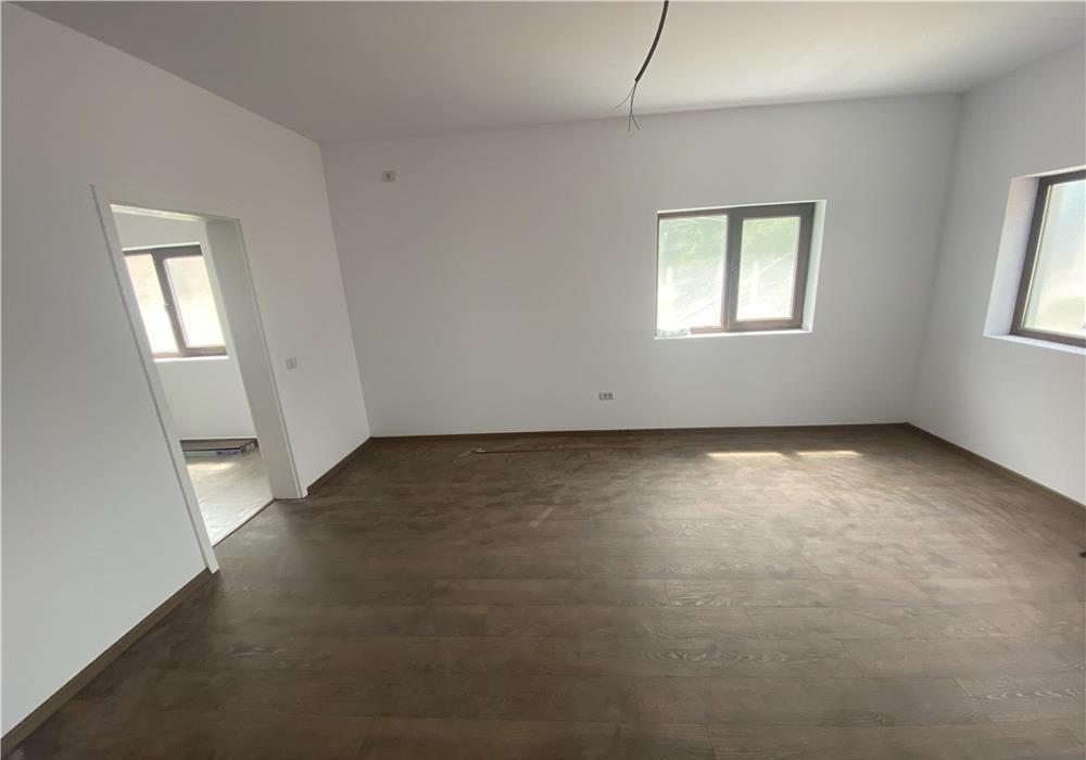 Vand casa individuala Utvin