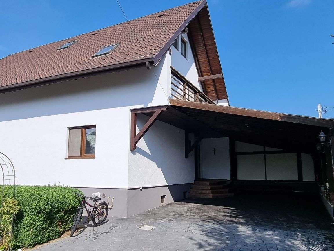 Vand casa moderna