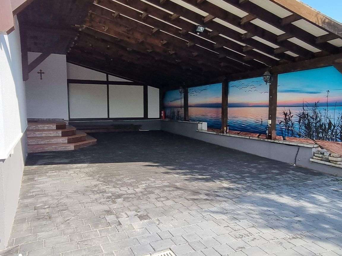 Vand casa moderna