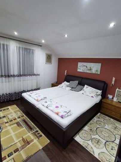 Vând casă modernă P+M