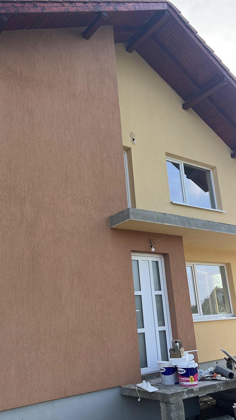 Vând casa noua in Sânmihaiu Român