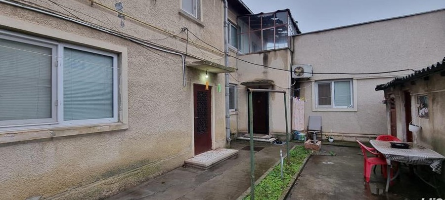 Vand casa P+1 in Tomis 2 cu teren 214 mp si deschidere 13,5 m .