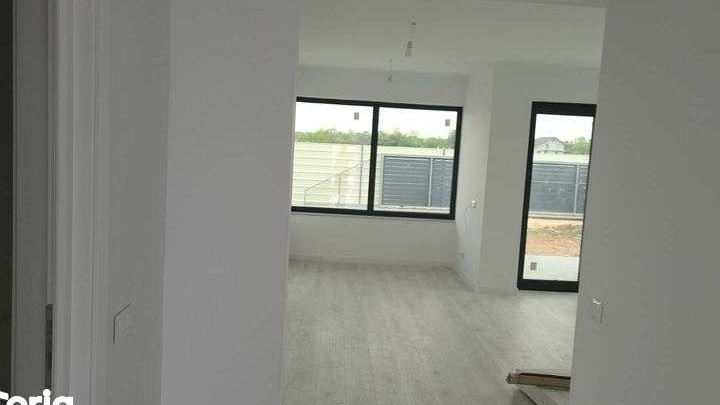 Vand CASA PARTER-noua cu Mutare Imediata