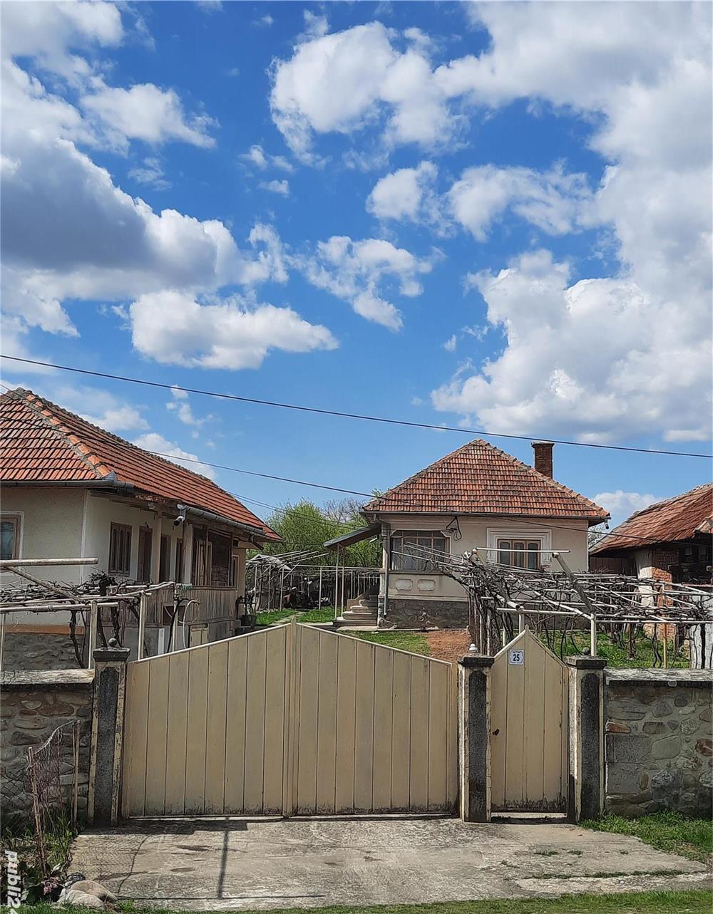VAND CASA SAT LELESTI GORJ