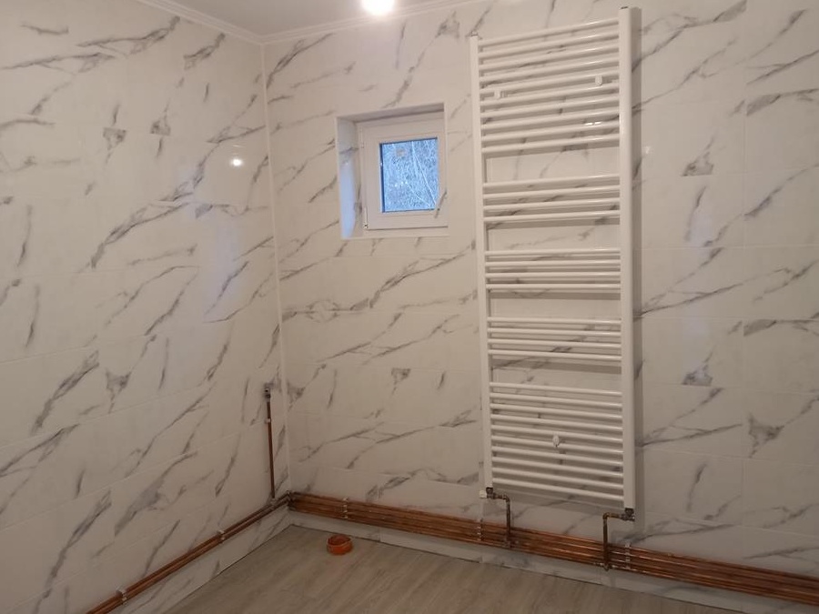 Vând casa sau schimb cu apartament