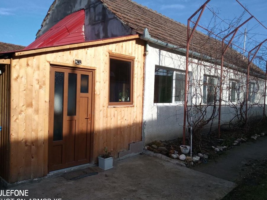 VAND  CASA  SI GRADINA HOMOROD BRASOV