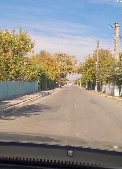 Vand casa si teren situata in satul Malul Alb