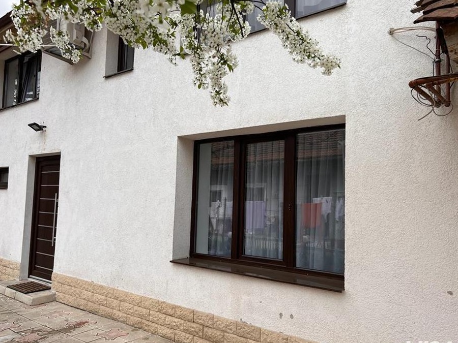 Vand casa ultililata si mobilata la cheie , direct de la proprietar!