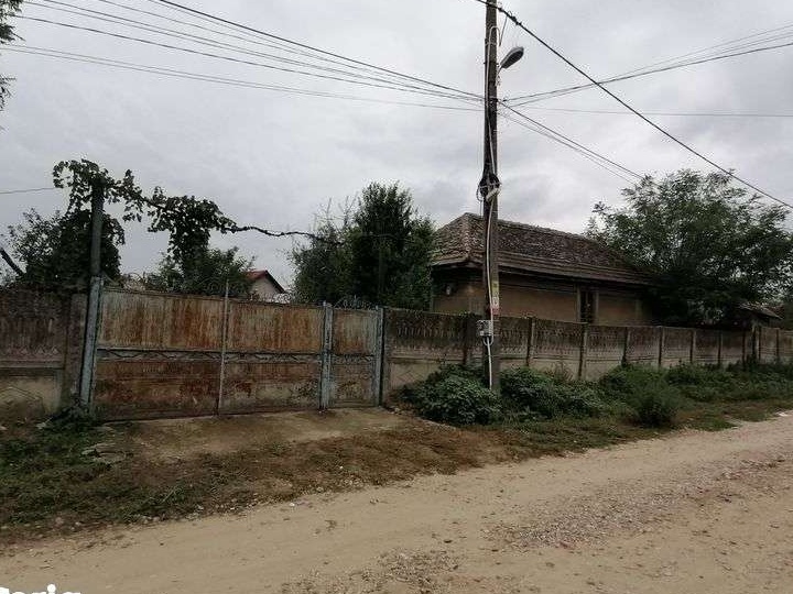 Vând casa Unirea Dolj