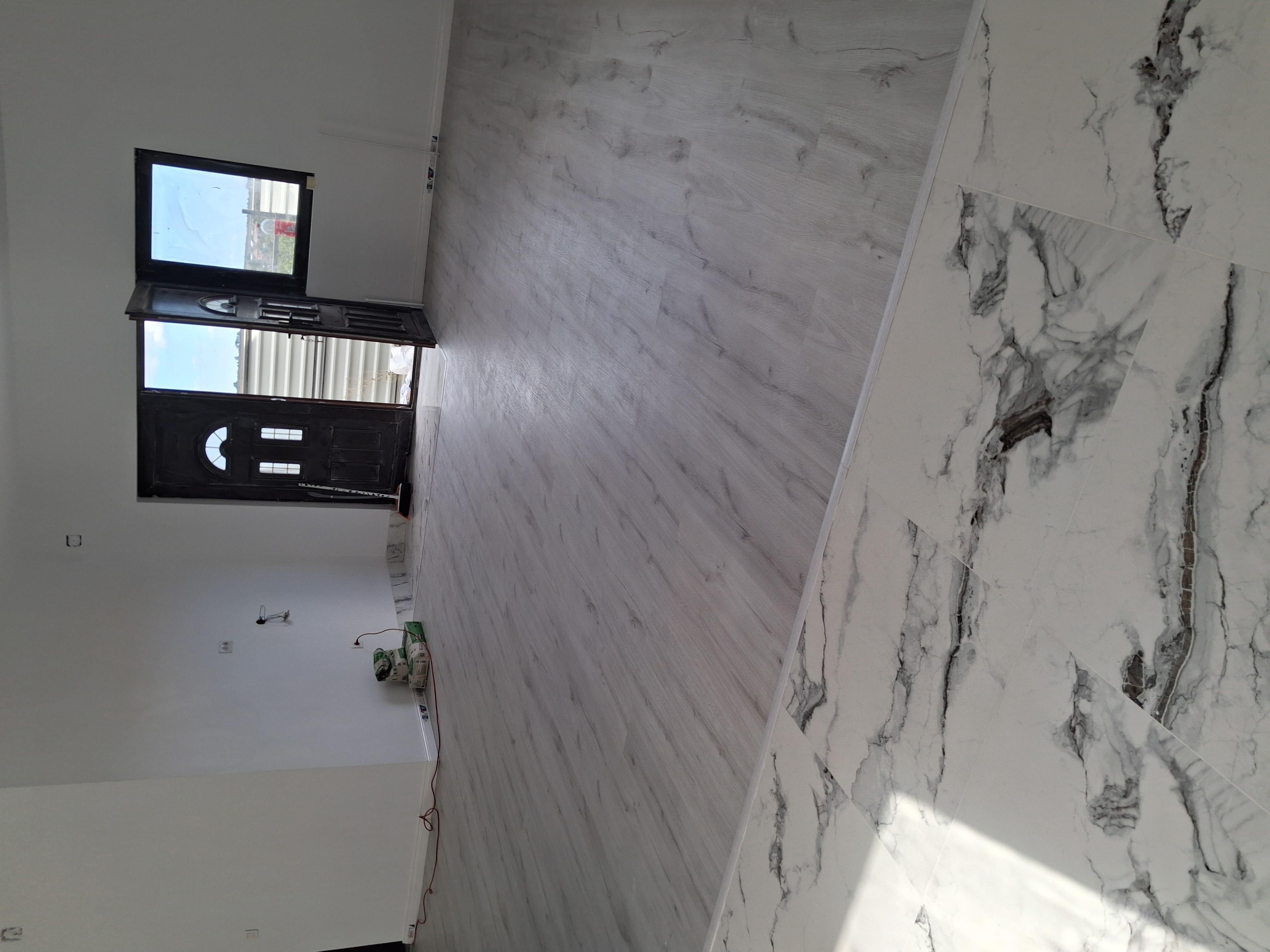 Vând sau schimb cu apartament. In Constant casa Valu lui Traian Constanta