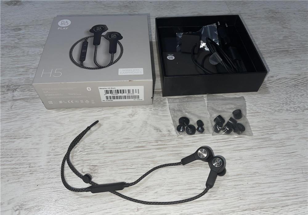 Vand casti Bang&Olufsen Beoplay H5