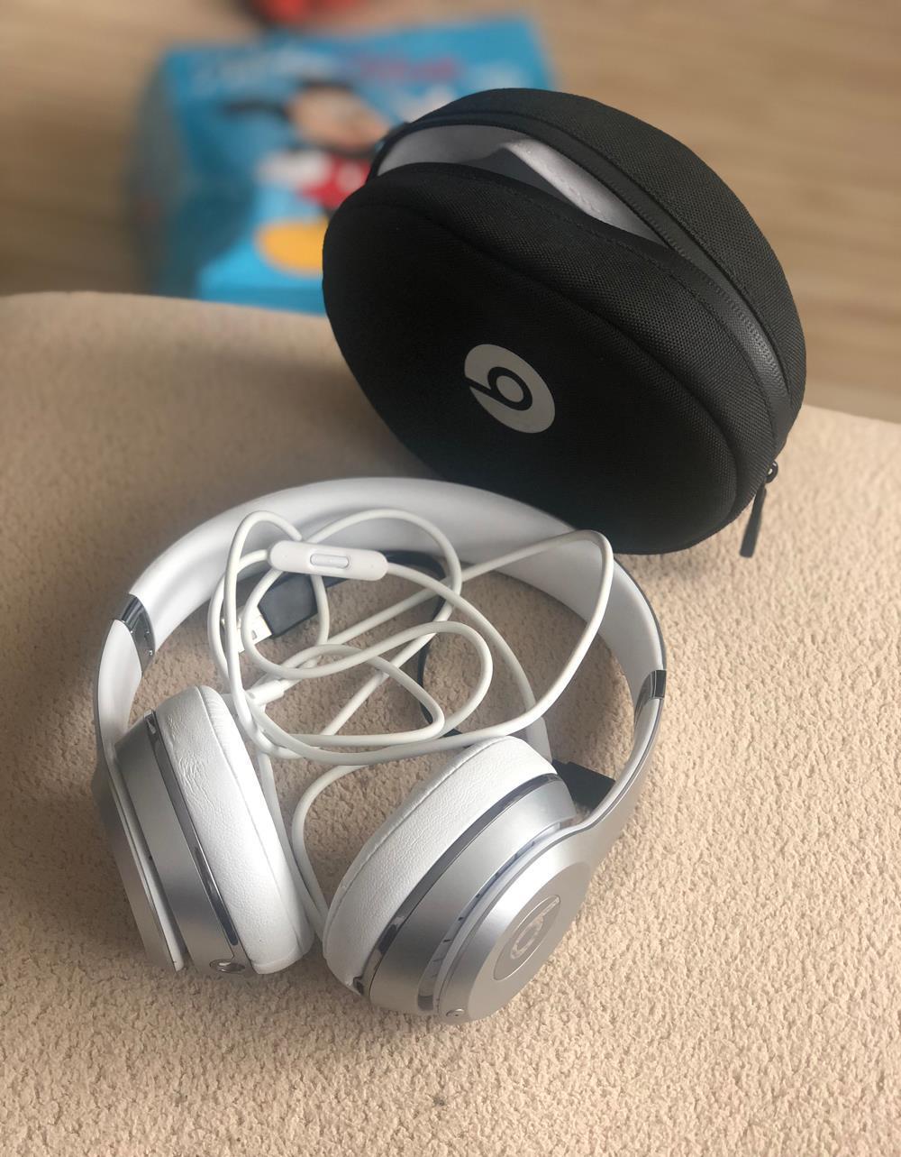 Vand casti wireless beats solo 3