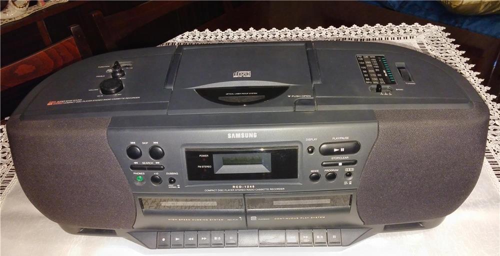 Vand CD player / casetofon / radio Samsung