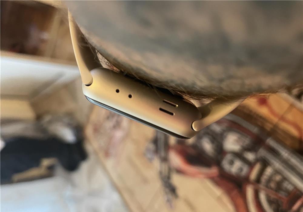 Vand ceas applewatch series 3 cutie, incarcator + 2 curele