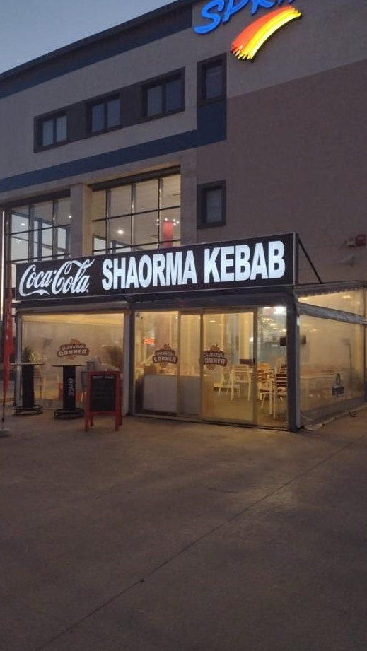 Vand - cedez spatiu fast food la cheie zona Pipera