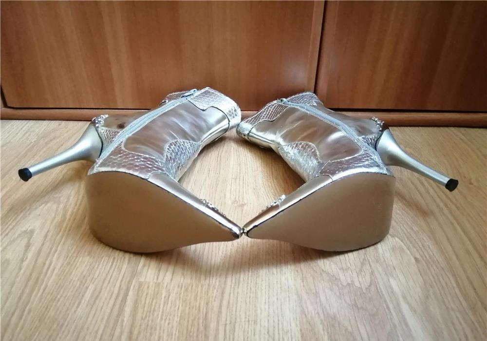 Vand cizmulite SABRES, argintii, din piele naturala, nr.36.