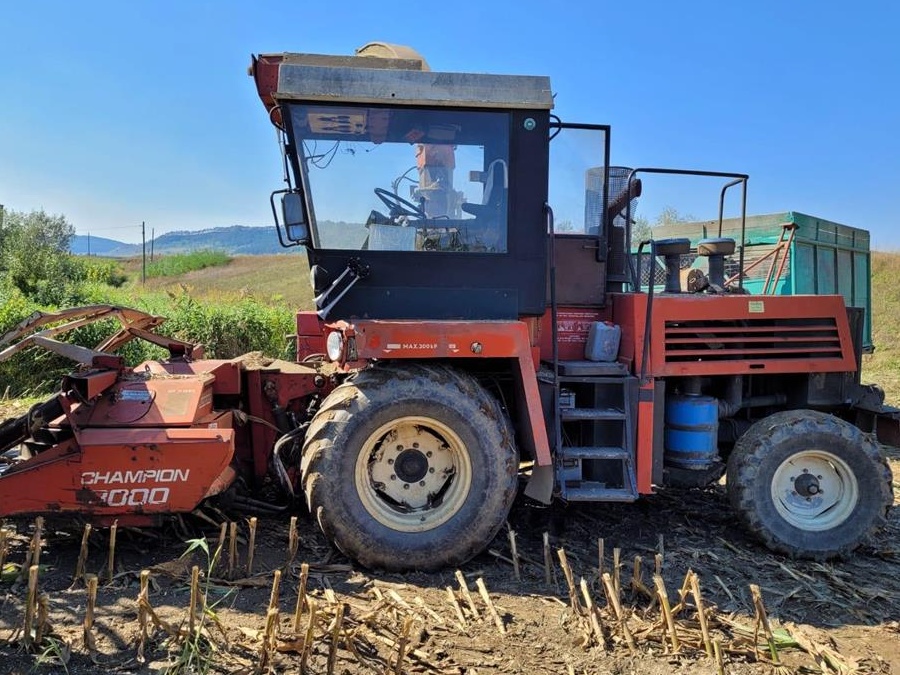 Vand combina de tocat silozul Agrostroj