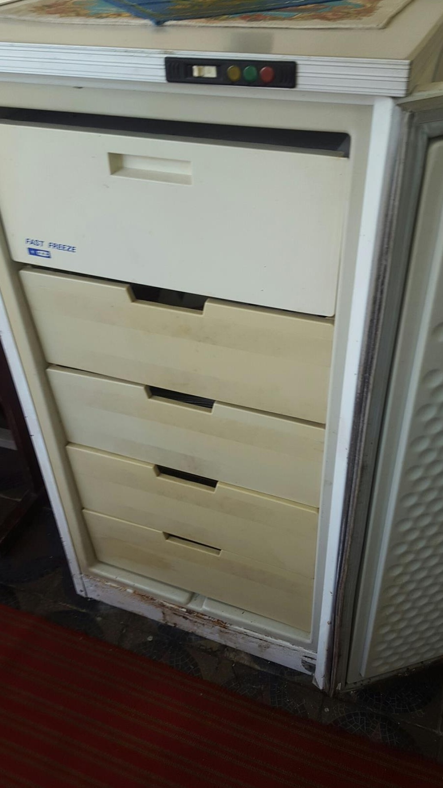 Vand congelator