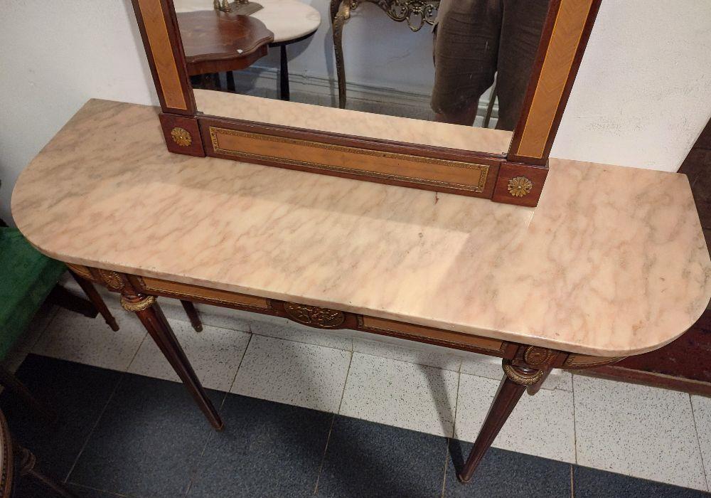 Vând consola veche cu oglinda stil Louis XVI cu blat de marmura și elemente de bronz