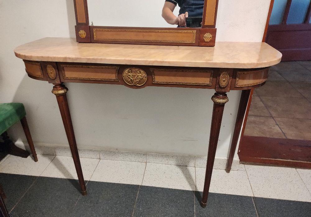 Vând consola veche cu oglinda stil Louis XVI cu blat de marmura și elemente de bronz