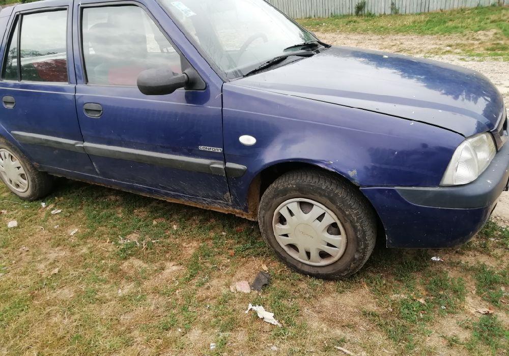 Vând Dacia solenza