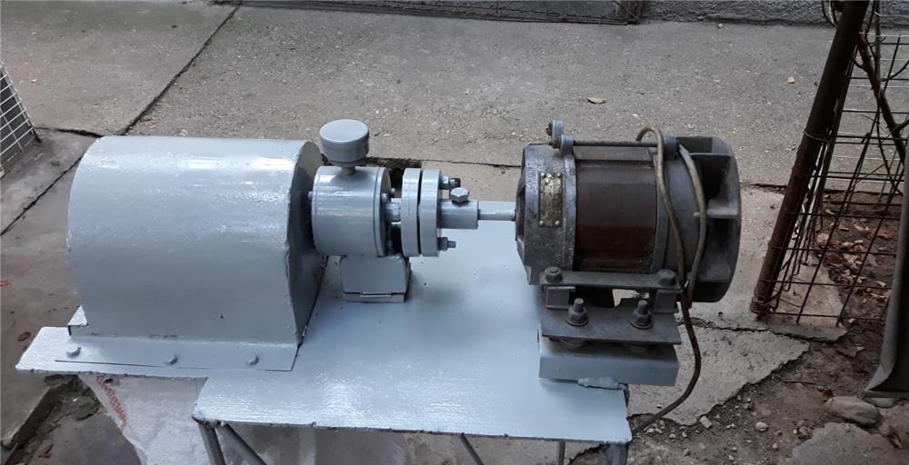 Vand despoitor porumb cu motor electric 220 v