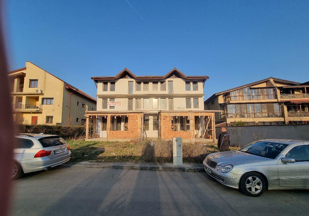 vand duplex Dobroesti sau jumate