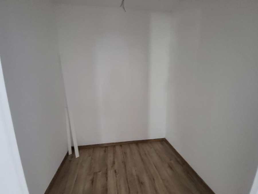Vand duplex pe un nivel Dumbravita zona Ion Creanga