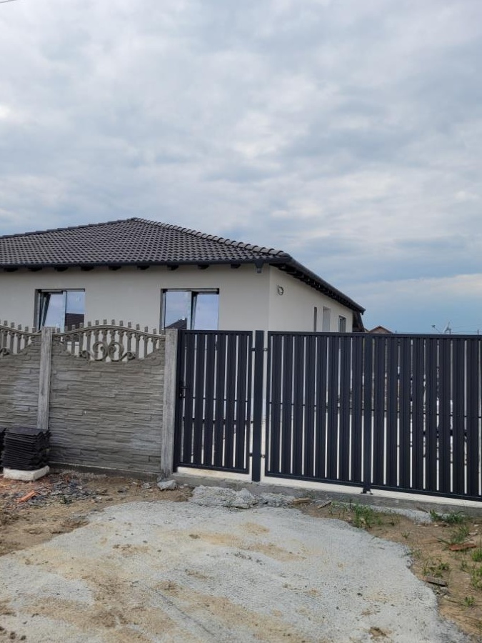 Vand duplex  Șag ! Persoana fizica,  0 comision !