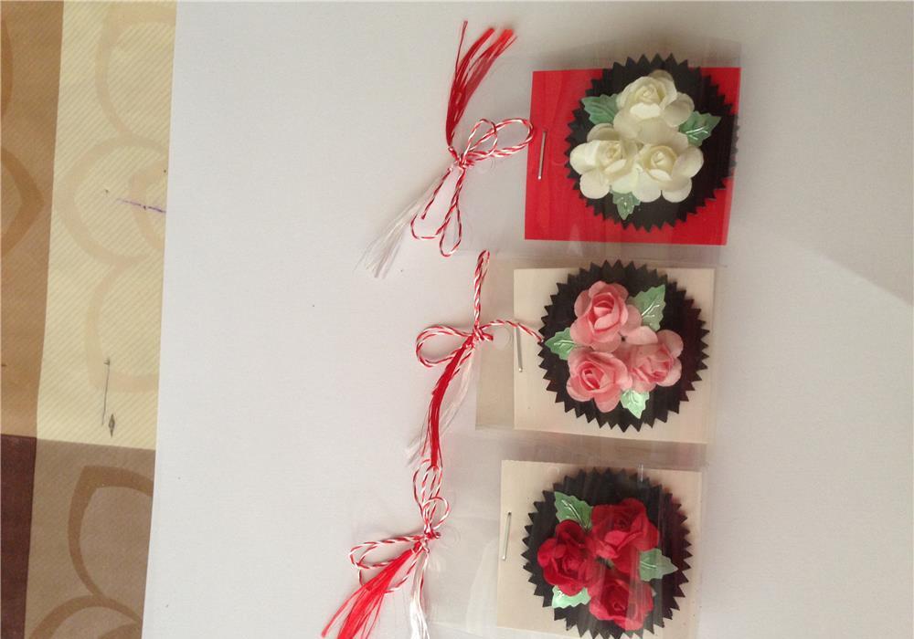 Vand en gros martisoare si felicitari hand made