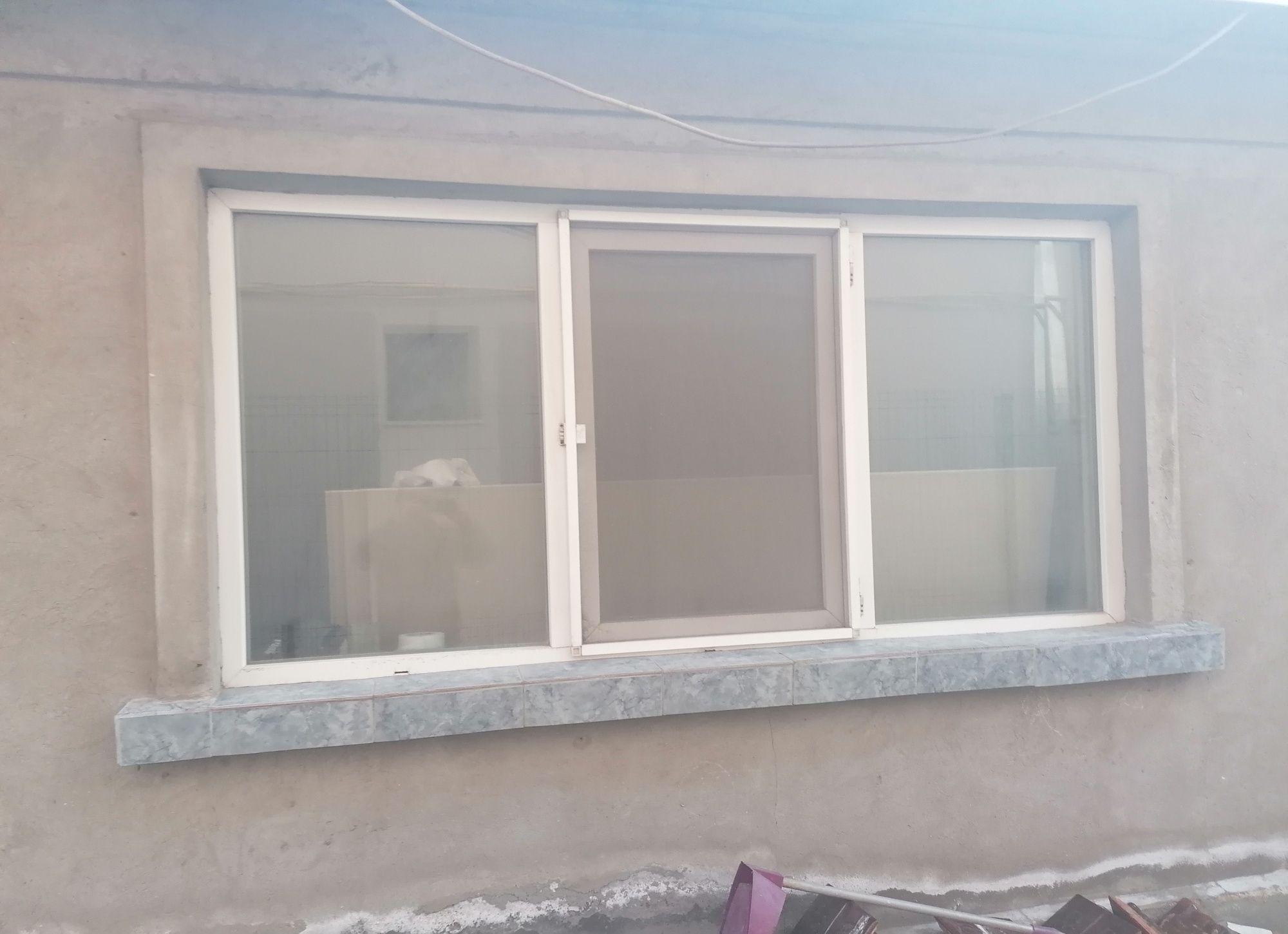 Vand ferestre PVC termopan si usa din termopan