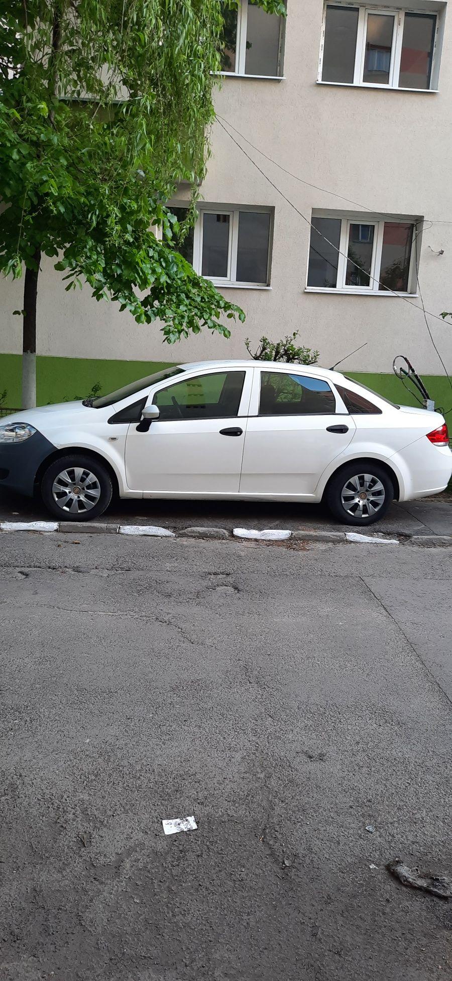 Vând Fiat linia din 2008 dizal 1,3