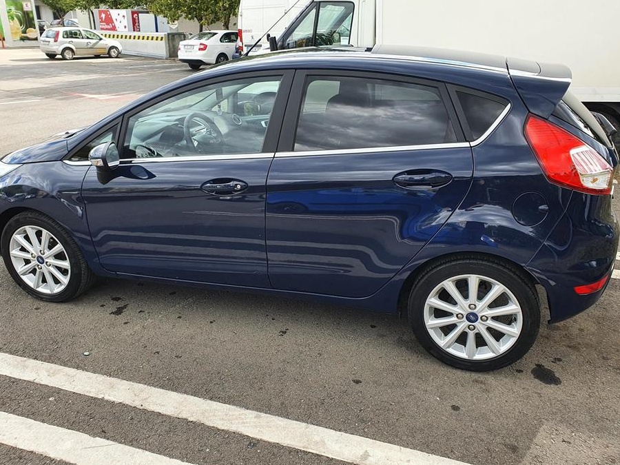 Vand Ford Fiesta 1.0 EcoBoost Powershift cutie automata 2016 52300km