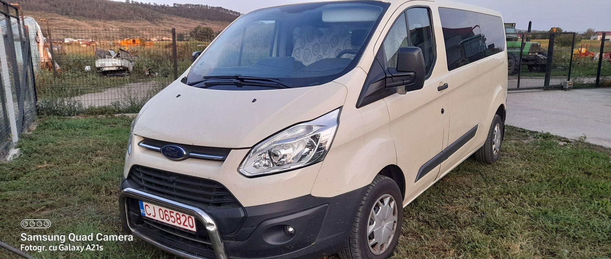 Vând Ford transit custom2016