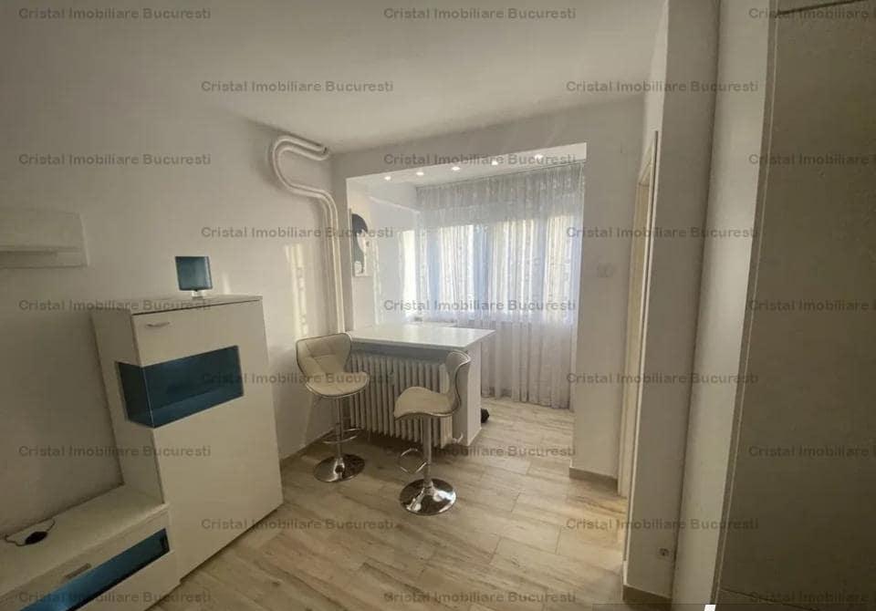 Vand Frumoasa Garsoniera renovata zona intre Arena Nationale si Parc I.O.R