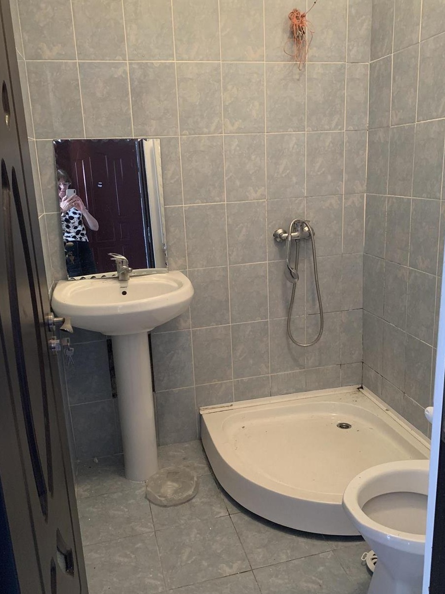 vand garsoniera 24 mp 24000 euro