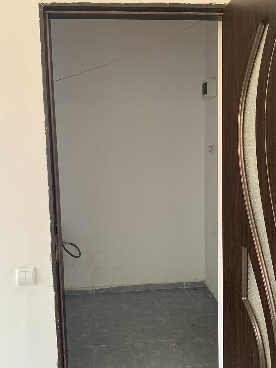 vand garsoniera 24 mp 24000 euro