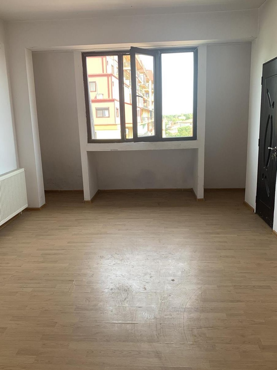 vand garsoniera 24 mp 24000 euro