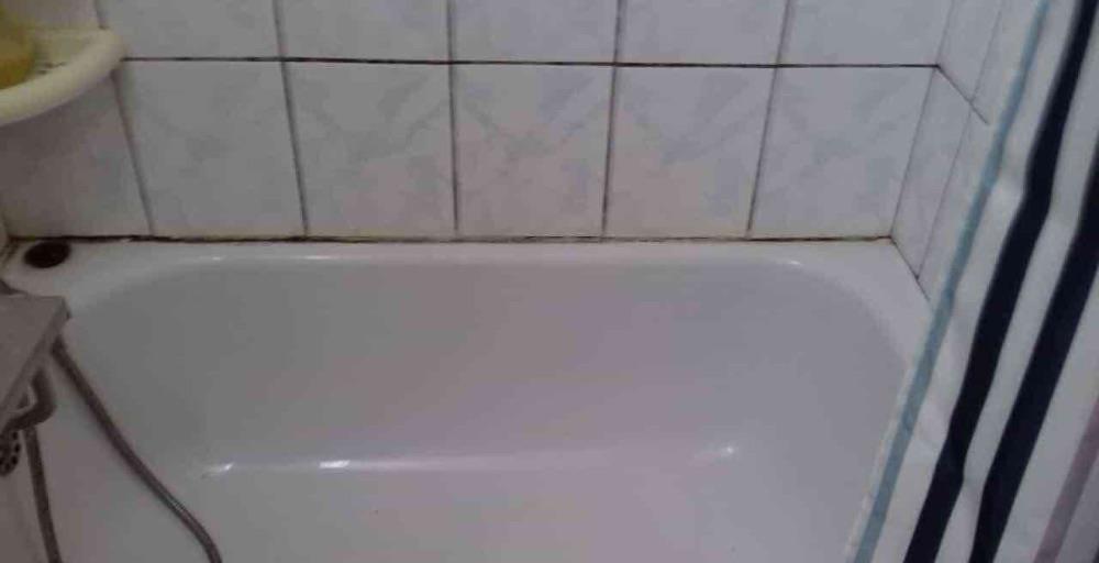 Vand garsoniera etaj 3, zona ,, Calea Buziasului " Str.Marius Nemtoc