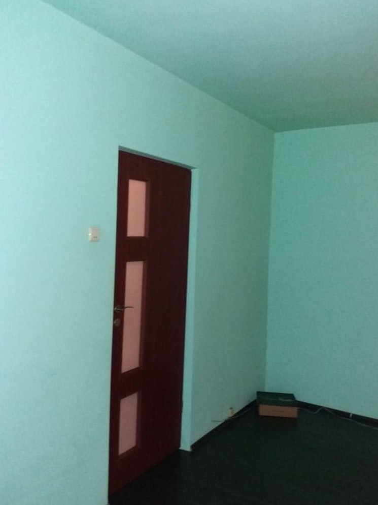 Vând garsoniera strada Voila parter Piata sudului metrou